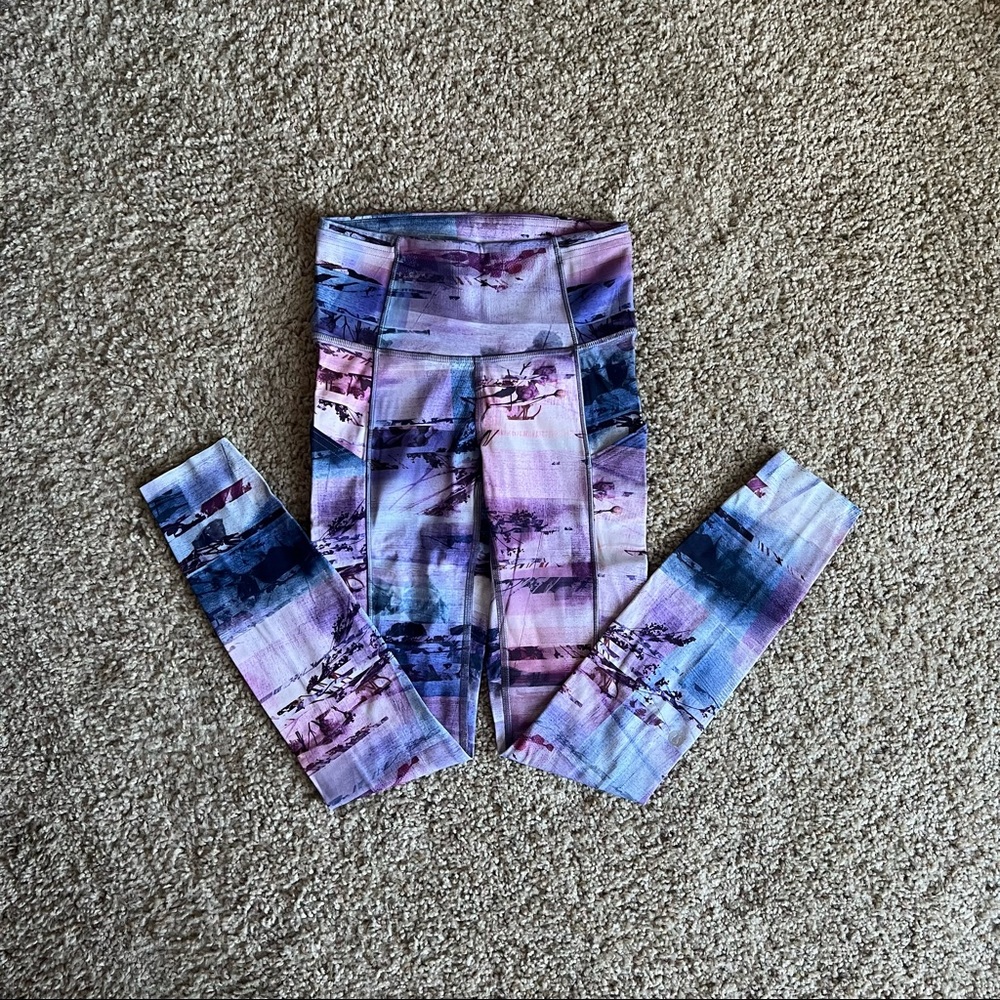 Lululemon fast & free 25” leggings size 2